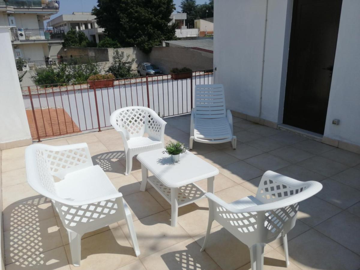 "Il Giardino Di Niu" Bed & Breakfast Palombaio Bagian luar foto
